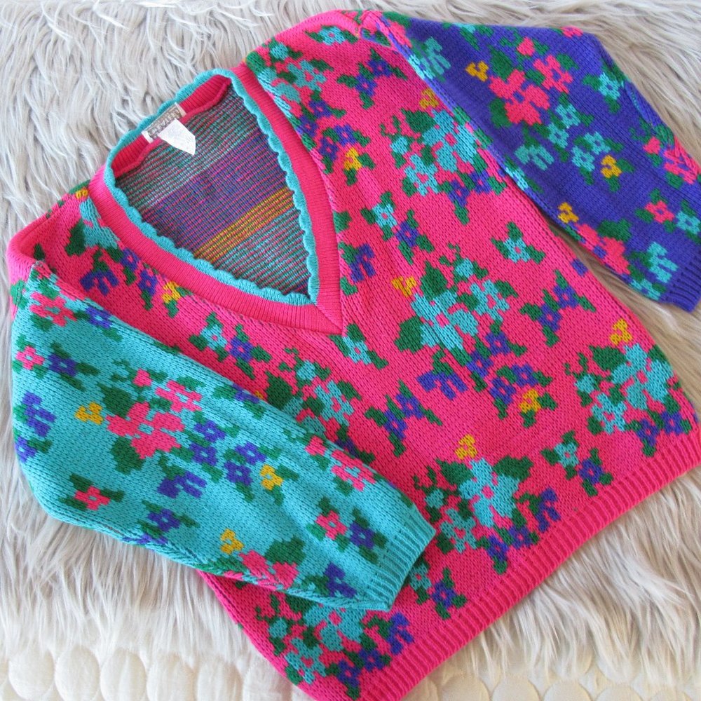 Jet Set Sweater Colorful Floral Pullover Sweater M